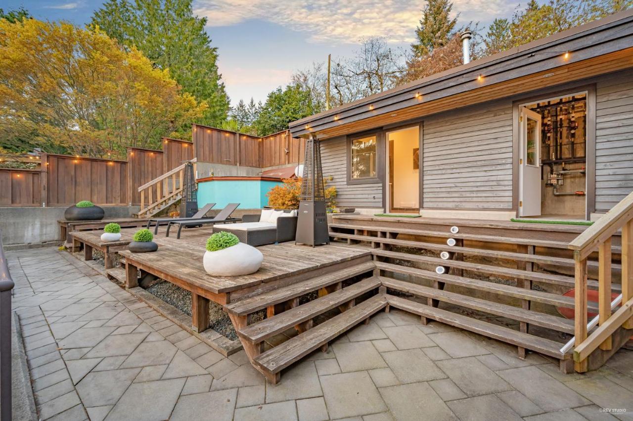 Cypress: Private Bedroom/Bathroom/Office, With Shared Pool, Hot Tub Норт-Ванкувер Екстер'єр фото