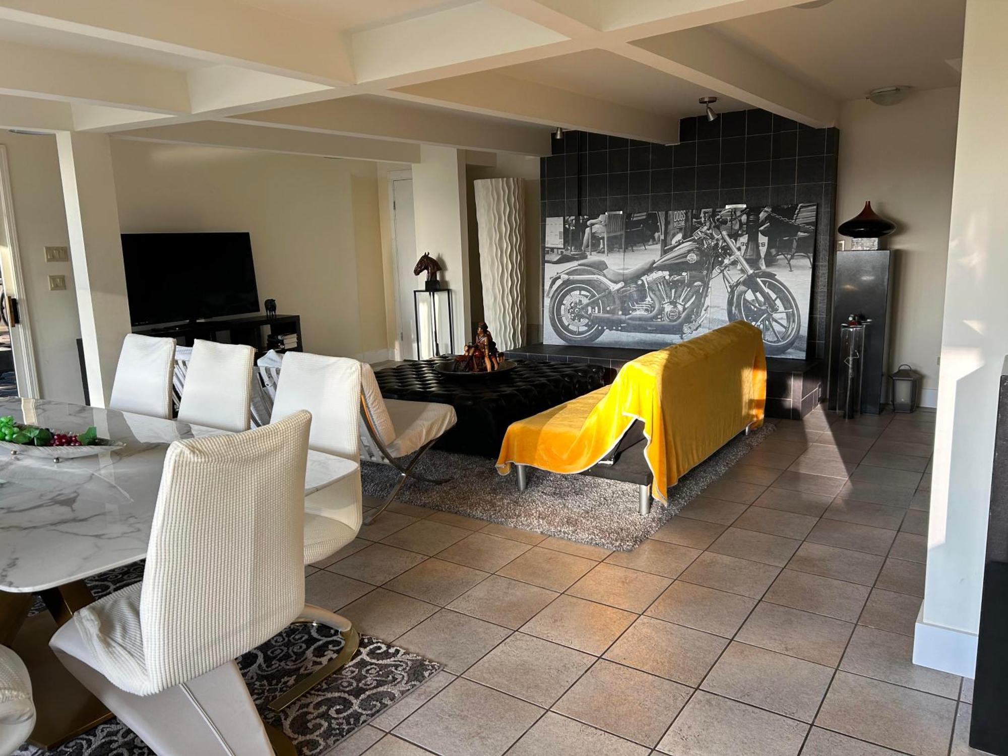Cypress: Private Bedroom/Bathroom/Office, With Shared Pool, Hot Tub Норт-Ванкувер Екстер'єр фото