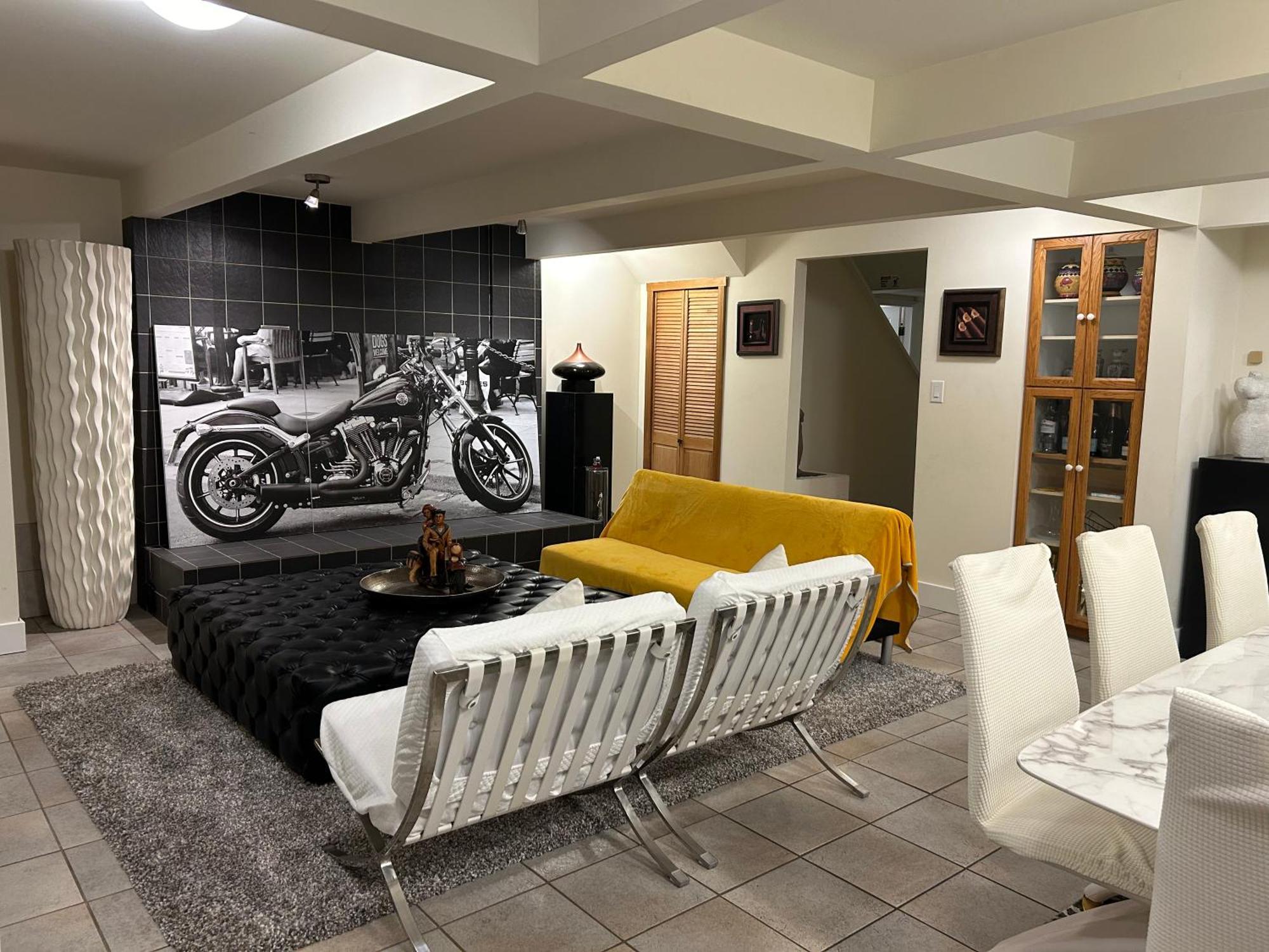 Cypress: Private Bedroom/Bathroom/Office, With Shared Pool, Hot Tub Норт-Ванкувер Екстер'єр фото